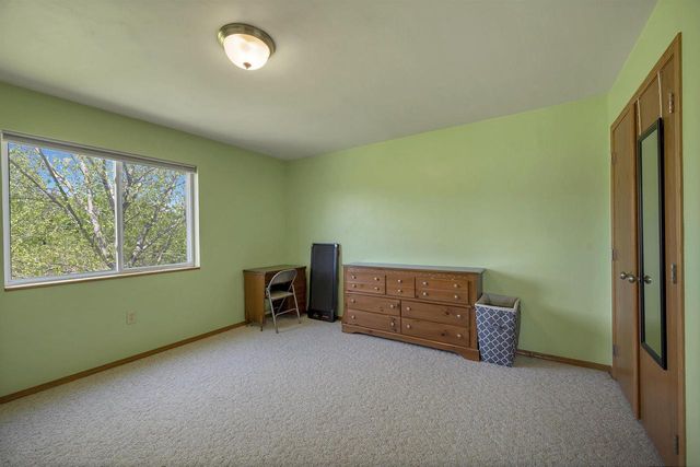 483 MADELINE LANE, Little Suamico, WI 54141