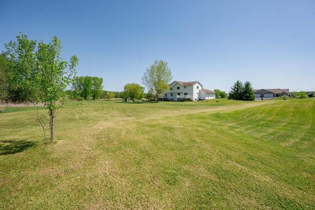 483 MADELINE LANE, Little Suamico, WI 54141