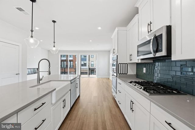 1650 BANDIT LOOP, Reston, VA 20190