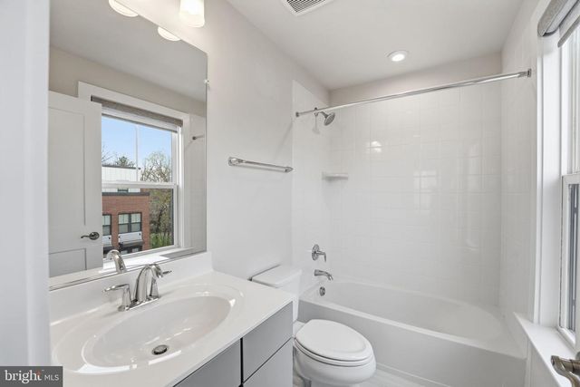 1650 BANDIT LOOP, Reston, VA 20190