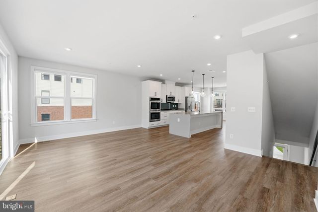 1650 BANDIT LOOP, Reston, VA 20190