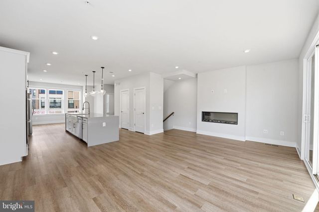 1650 BANDIT LOOP, Reston, VA 20190