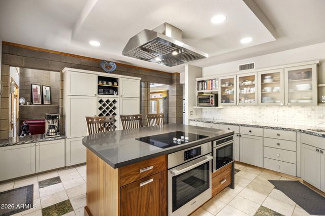 6106 E MONTGOMERY Road, Cave Creek, AZ 85331