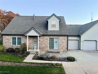 1512 Cambridge Avenue SW, North Canton, OH 44709