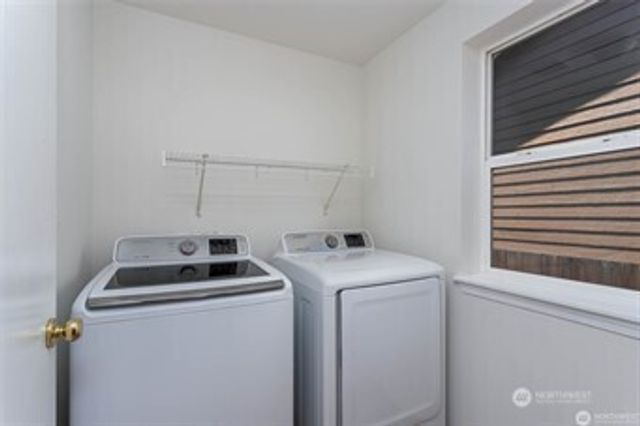 520 S 53rd Place, Renton, WA 98055