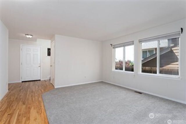 520 S 53rd Place, Renton, WA 98055