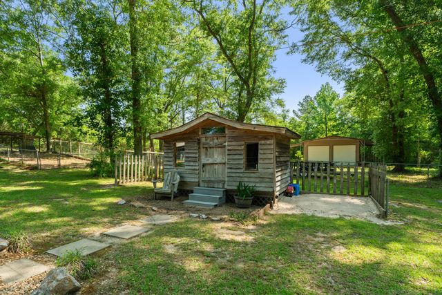2262 MS-589, Hattiesburg, MS 39402