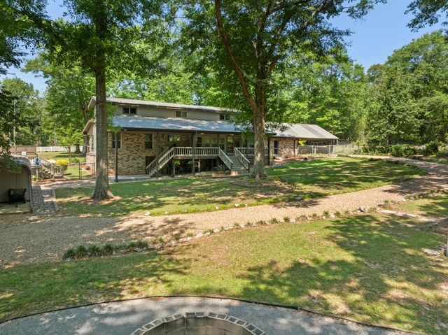 2262 MS-589, Hattiesburg, MS 39402
