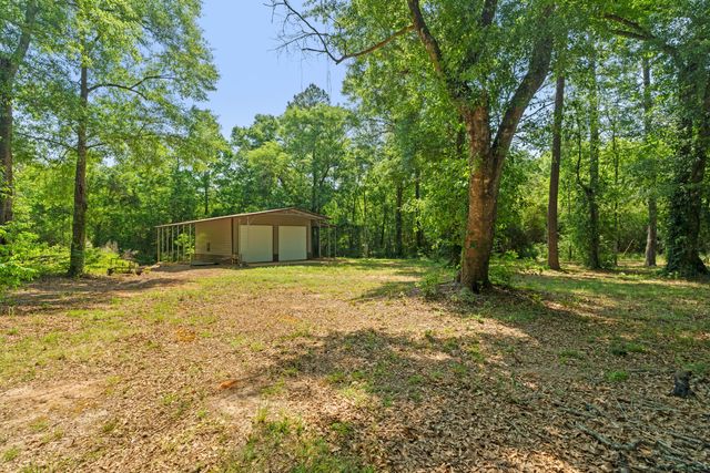 2262 MS-589, Hattiesburg, MS 39402