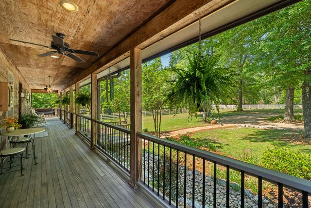 2262 MS-589, Hattiesburg, MS 39402