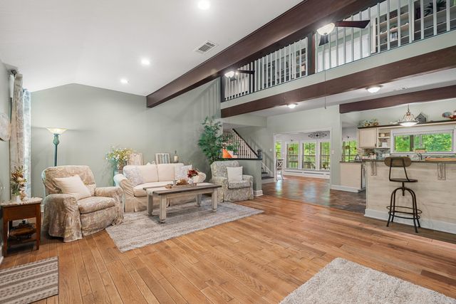 2262 MS-589, Hattiesburg, MS 39402
