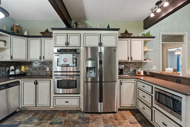 2262 MS-589, Hattiesburg, MS 39402