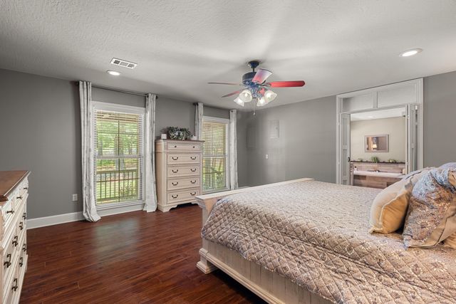 2262 MS-589, Hattiesburg, MS 39402