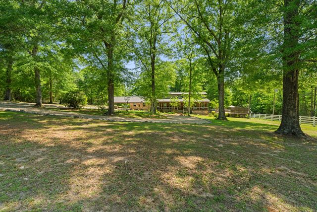 2262 MS-589, Hattiesburg, MS 39402