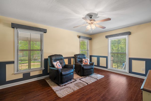 2262 MS-589, Hattiesburg, MS 39402