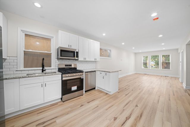 1134 W 104th Street, Chicago, IL 60643