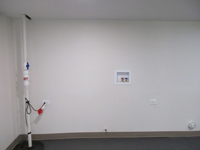 1134 W 104th Street, Chicago, IL 60643