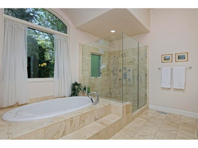 7701 Brockway Dr, Boulder, CO 80303