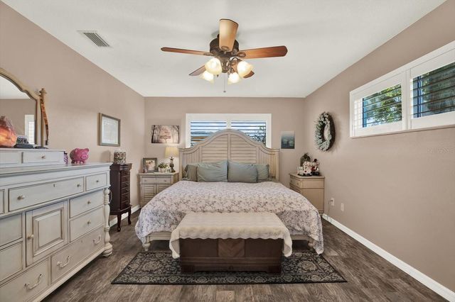 11202 91ST AVENUE, Seminole, FL 33772