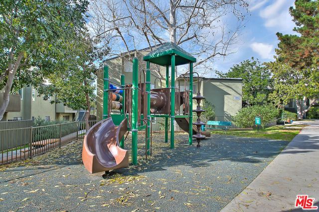 4822 Hollow Corner Road 177, Culver City, CA 90230