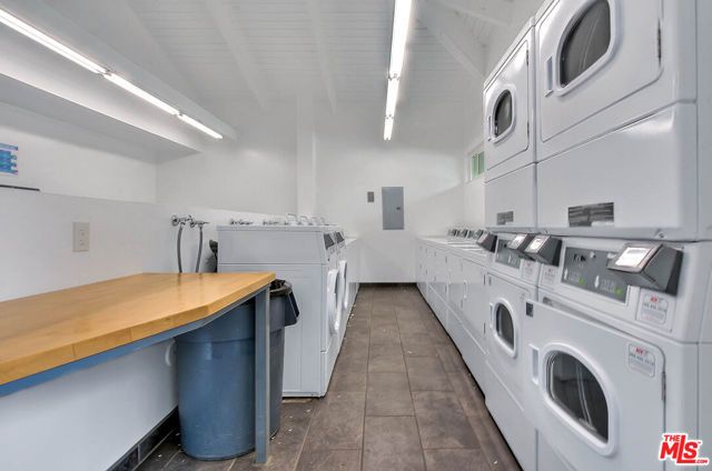 4822 Hollow Corner Road 177, Culver City, CA 90230