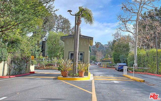 4822 Hollow Corner Road 177, Culver City, CA 90230