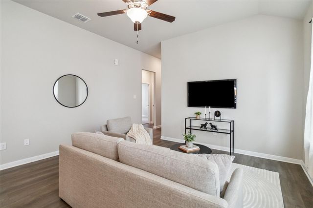 8015 Jim Bowie Court, Beasley, TX 77417