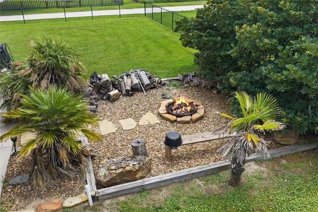 930 West Lane, Crystal Beach, TX 77650