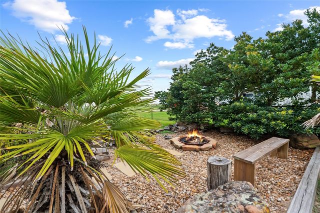 930 West Lane, Crystal Beach, TX 77650