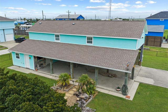 930 West Lane, Crystal Beach, TX 77650