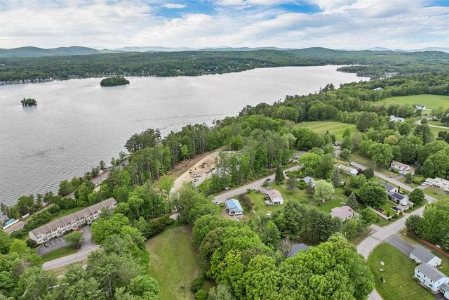 60 White Oaks Rd Unit 13, Laconia, NH 03246