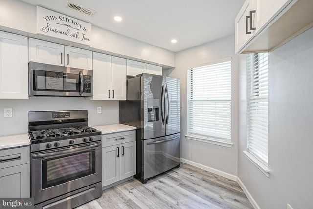 30 PHOENIX CT, Sewell, NJ 08080