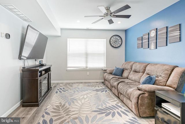 30 PHOENIX CT, Sewell, NJ 08080