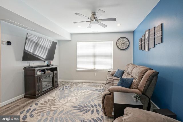 30 PHOENIX CT, Sewell, NJ 08080