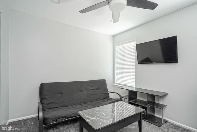 30 PHOENIX CT, Sewell, NJ 08080