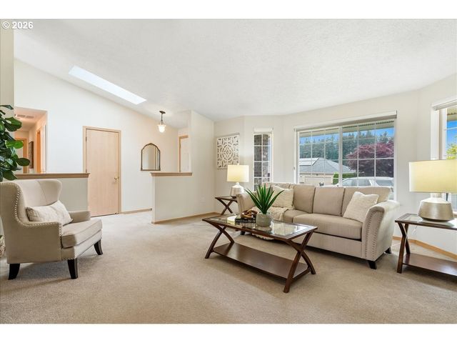 610 Sw 7TH St, Sublimity, OR 97385