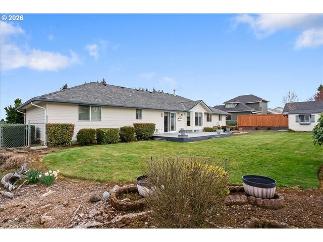 610 Sw 7TH St, Sublimity, OR 97385