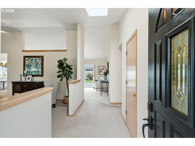 610 Sw 7TH St, Sublimity, OR 97385
