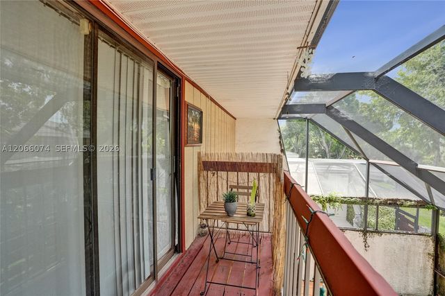 3003 Lakewood Ln, Hollywood, FL 33021