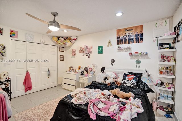 3003 Lakewood Ln, Hollywood, FL 33021