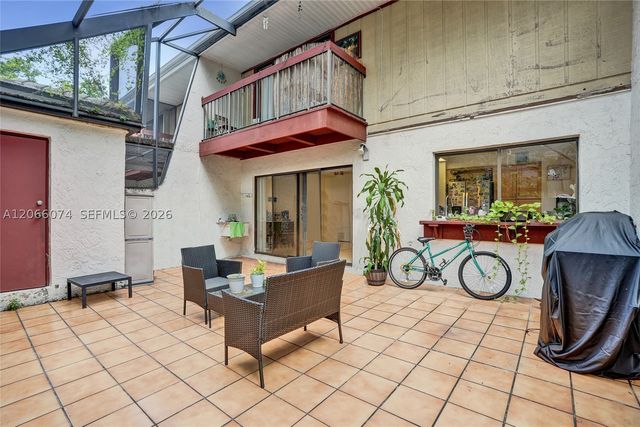 3003 Lakewood Ln, Hollywood, FL 33021