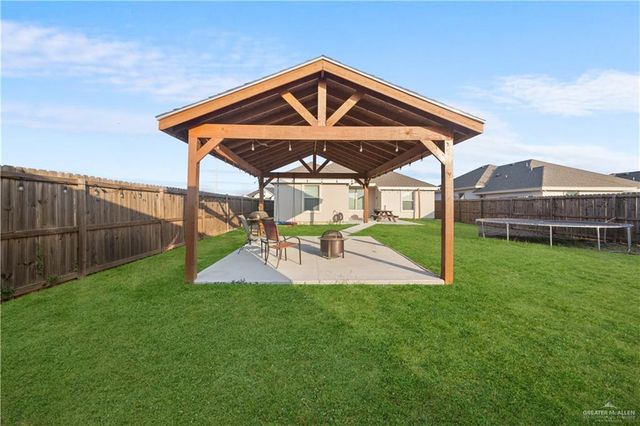 10737 N Sugar Bear N Drive, Edinburg, TX 78541