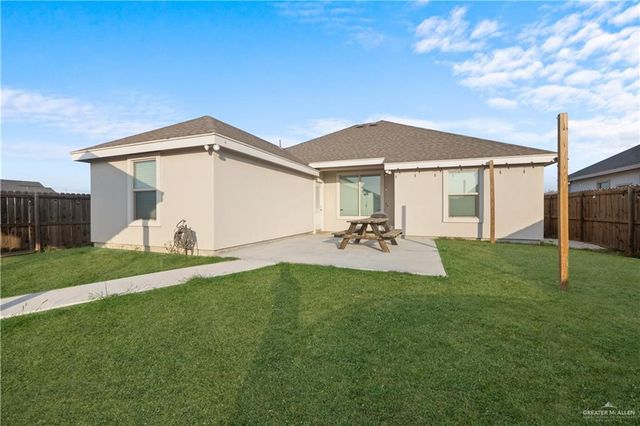 10737 N Sugar Bear N Drive, Edinburg, TX 78541