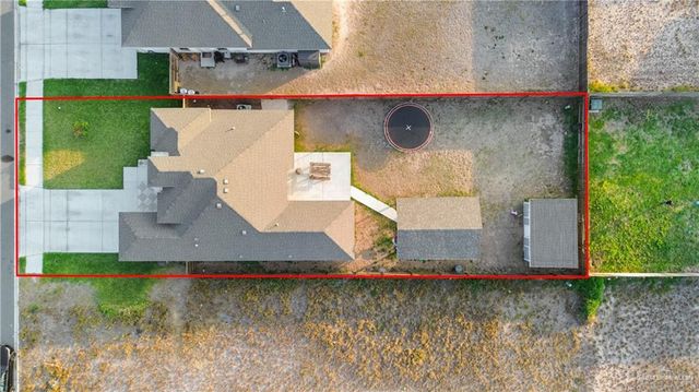 10737 N Sugar Bear N Drive, Edinburg, TX 78541