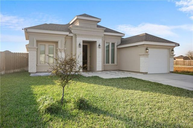 10737 N Sugar Bear N Drive, Edinburg, TX 78541