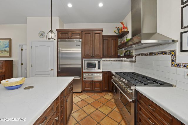 11651 N Ribbonwood Drive, Oro Valley, AZ 85737