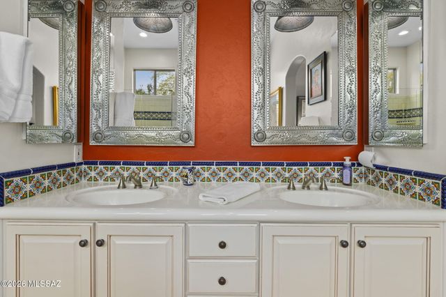 11651 N Ribbonwood Drive, Oro Valley, AZ 85737