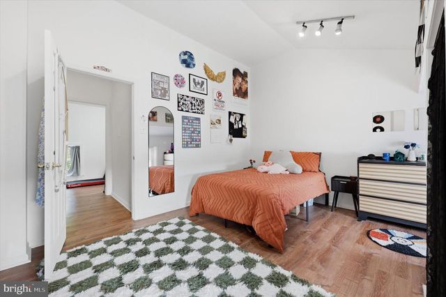 4527 SAINT DAVIDS ST, Philadelphia, PA 19127