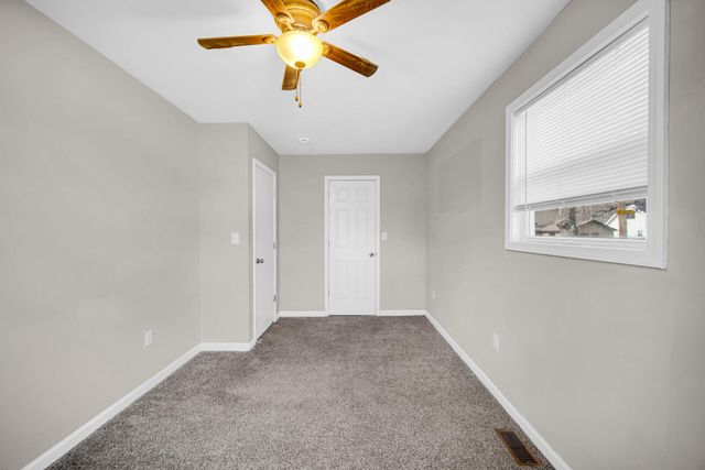 6415 W 146th Place, Crown Point, IN 46307