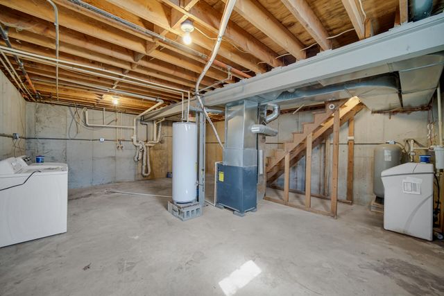 6415 W 146th Place, Crown Point, IN 46307